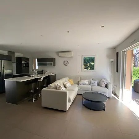 Raphael Valescure Piscine Clim Wifi Golf Casa de Férias