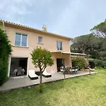 Vakantiehuis Raphael Valescure Piscine Clim Wifi Golf *