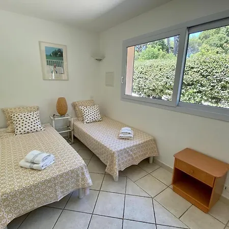 Feriehus Raphael Valescure Piscine Clim Wifi Golf