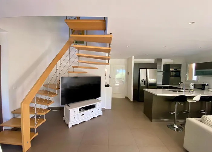 בית נופש Raphael Valescure Piscine Clim Wifi Golf *